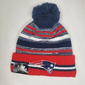 NEW 2021 NFL NEW ERA ON FIELD SIDELINE POM BEANIE - New England Patriots